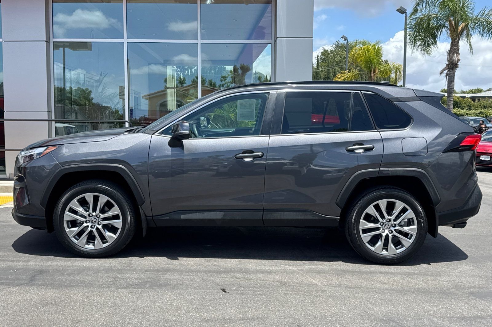 Used 2023 Gray Toyota XLE Premium image 9