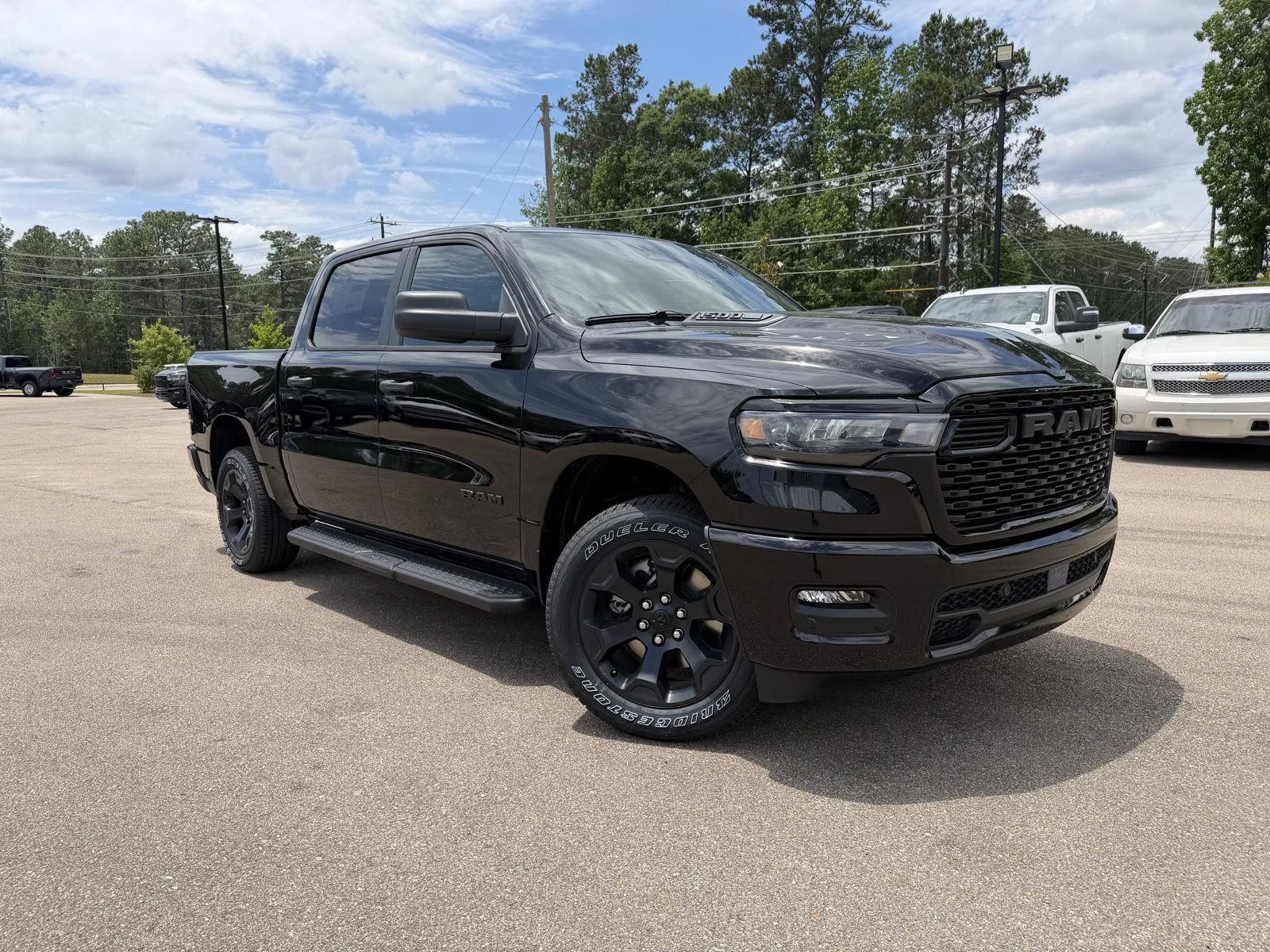 New 2026 Diamond Black Crystal Pearl-Coat Exterior Paint RAM Express image 3
