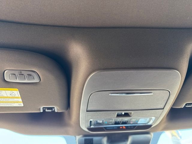 New 2026 Agate Black Metallic Ford King Ranch image 38