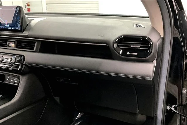 Used 2025 Crystal Black Pearl Honda Touring image 19