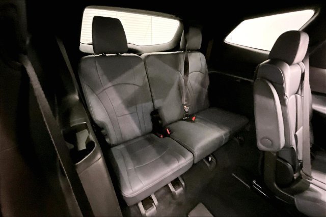 Used 2024 Ebony Twilight Metallic Buick Essence image 32