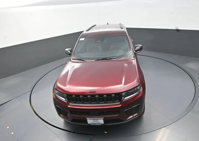 New 2026 Velvet Red Pearlcoat Jeep Altitude image 12