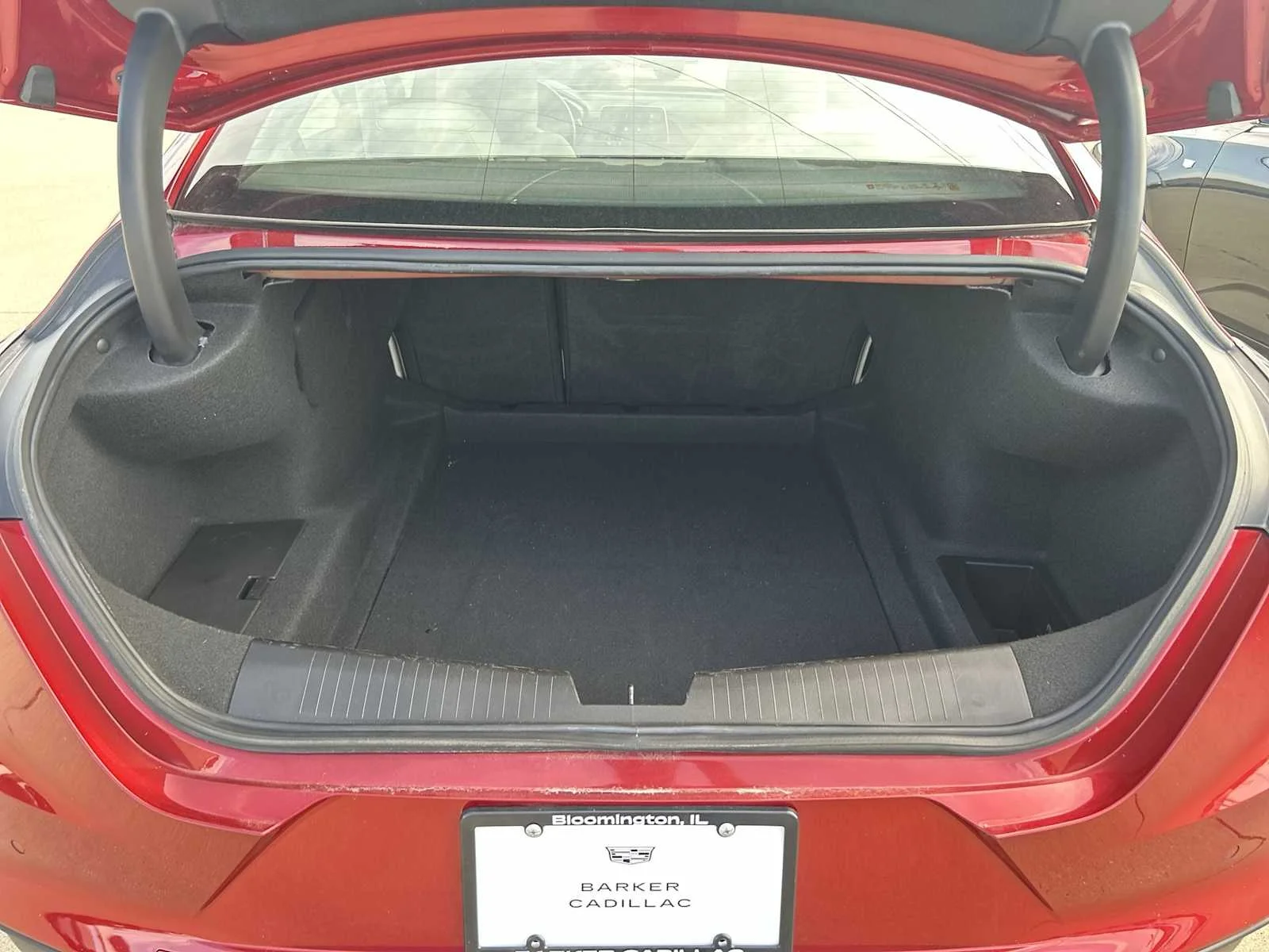 Used 2020 RED OBSESSION TINTCOAT Cadillac Premium Luxury image 25