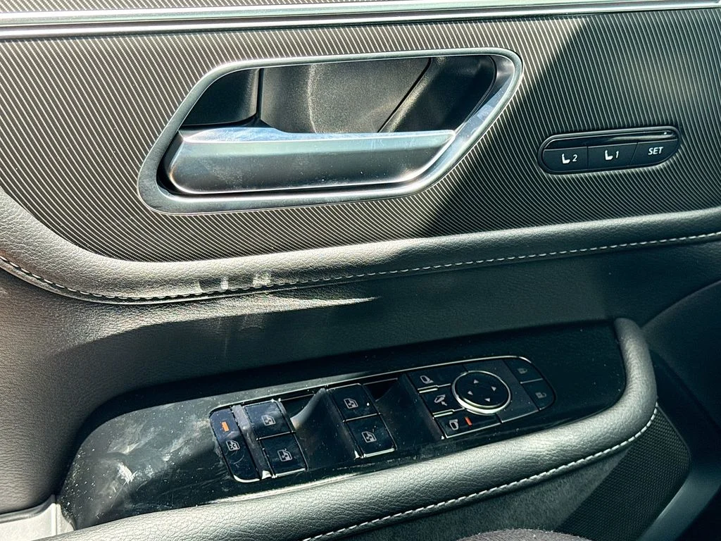New 2027 BLACK OBSIDIAN INFINITI Luxe 4WD image 18
