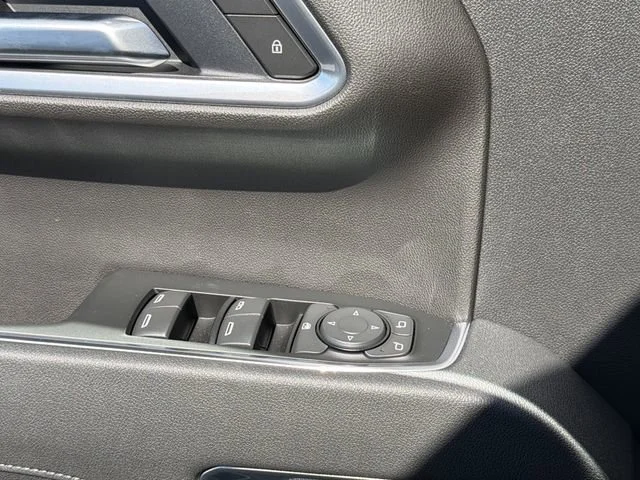 New 2026 Sterling Metallic GMC Elevation image 24