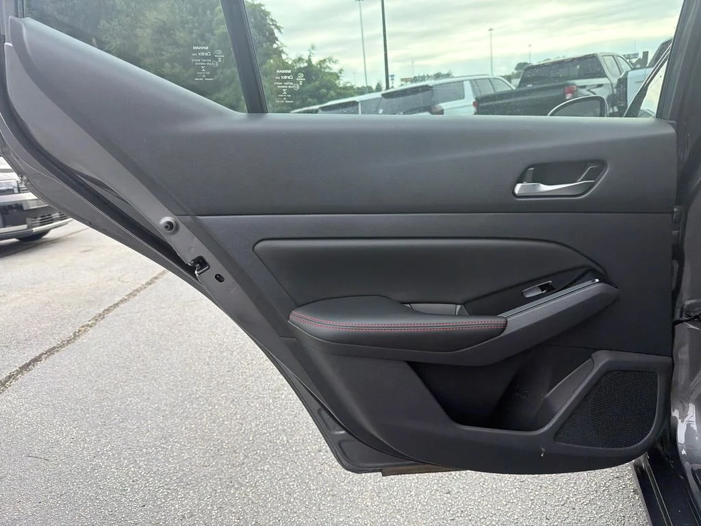 Used 2025 Gray Nissan 2.5 SR image 21