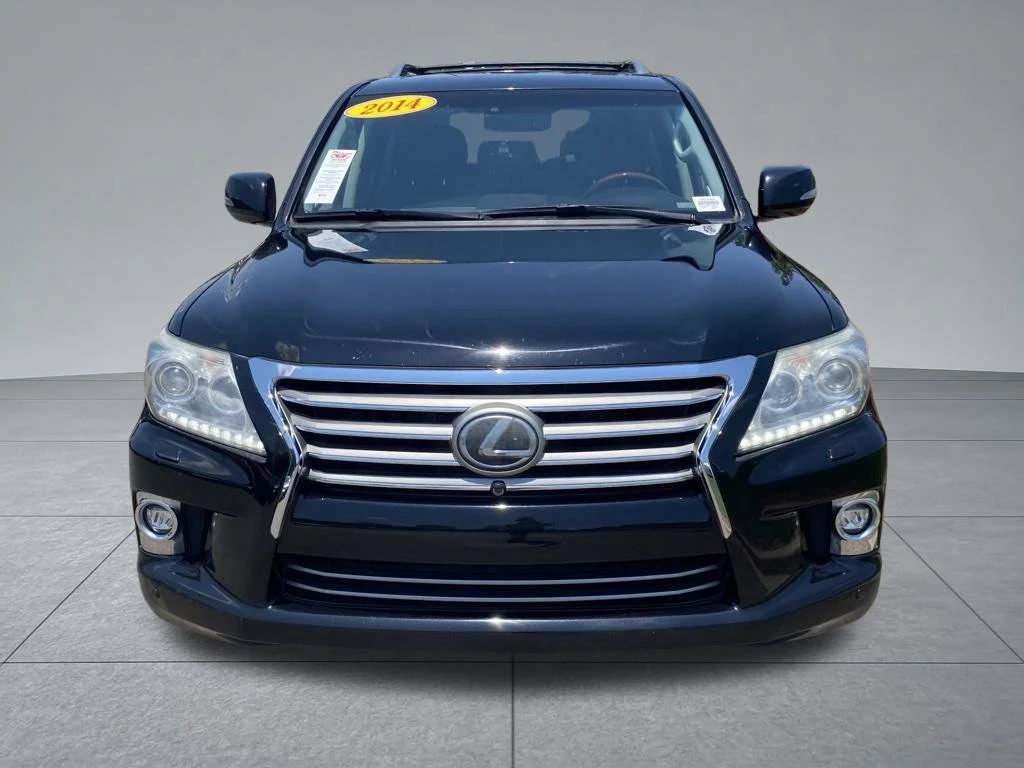 Used 2014 Black Lexus 570 image 16