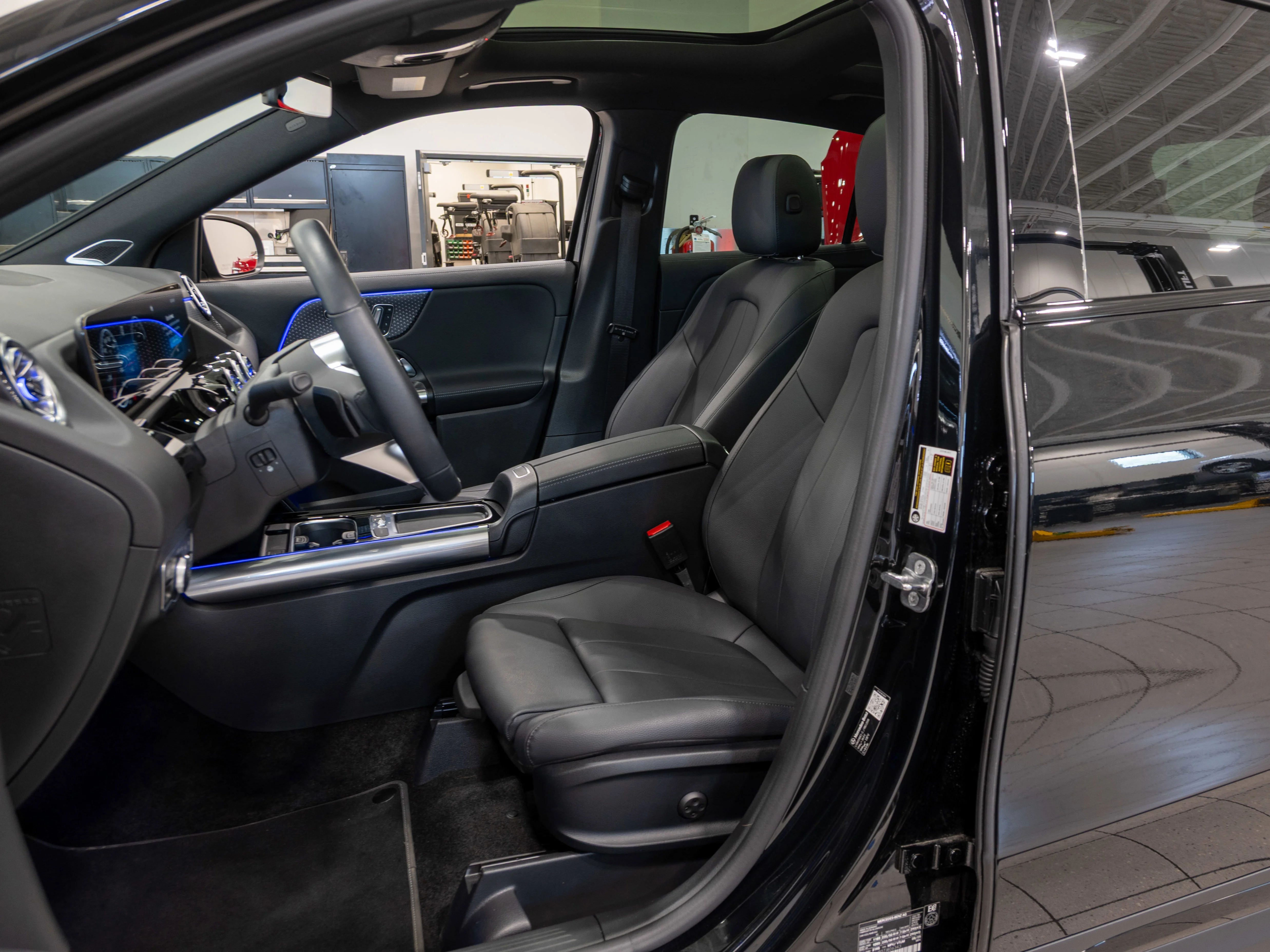 New 2026 COSMOS BLACK METALLIC Mercedes-Benz GLA 250 image 13
