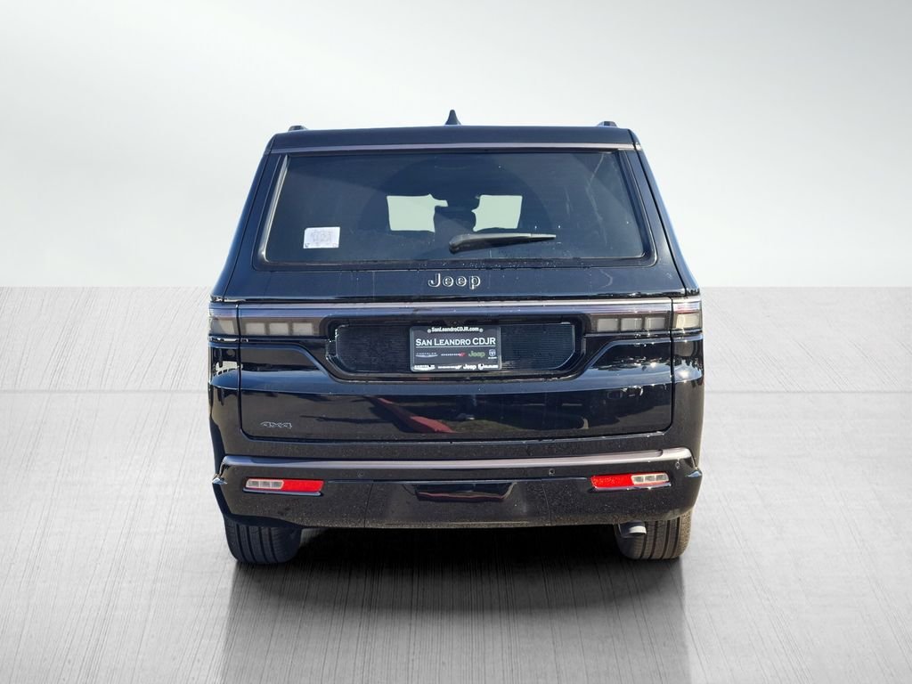 New 2026 High Gloss Black Exterior Paint Jeep Limited Reserve image 5
