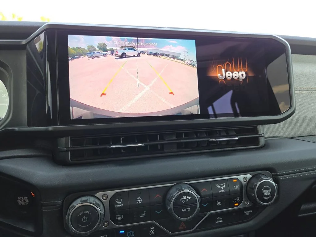 Used 2024 Anvil Clear Coat Jeep Sahara image 36