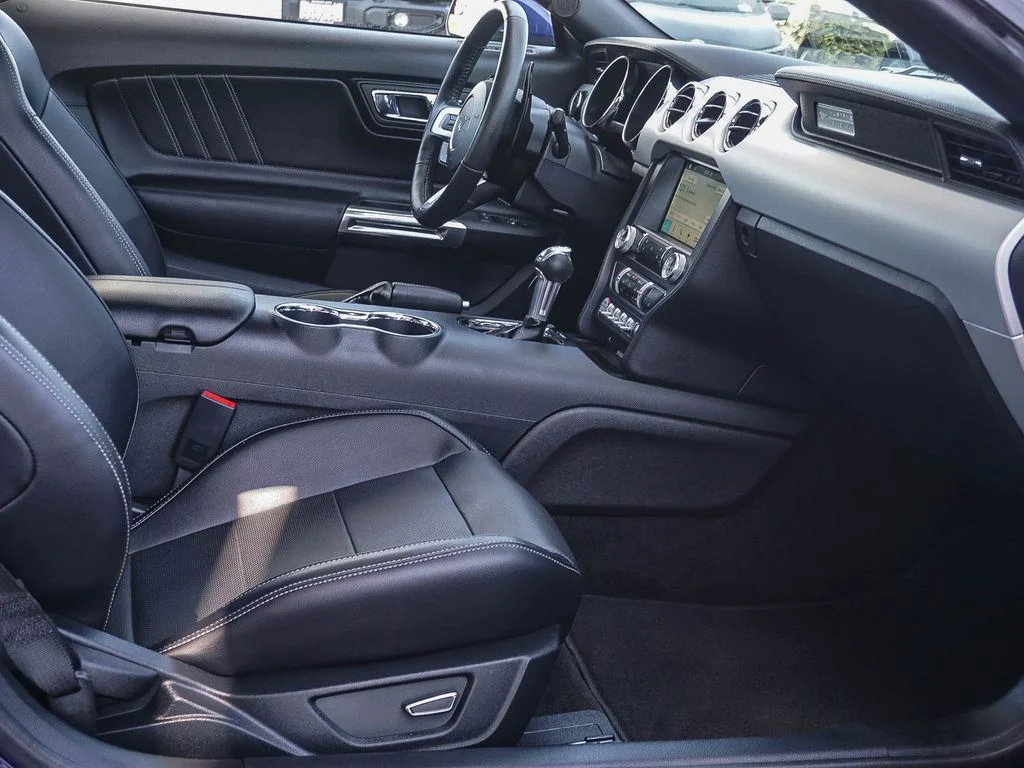 Used 2016 Blue Ford GT Premium image 13