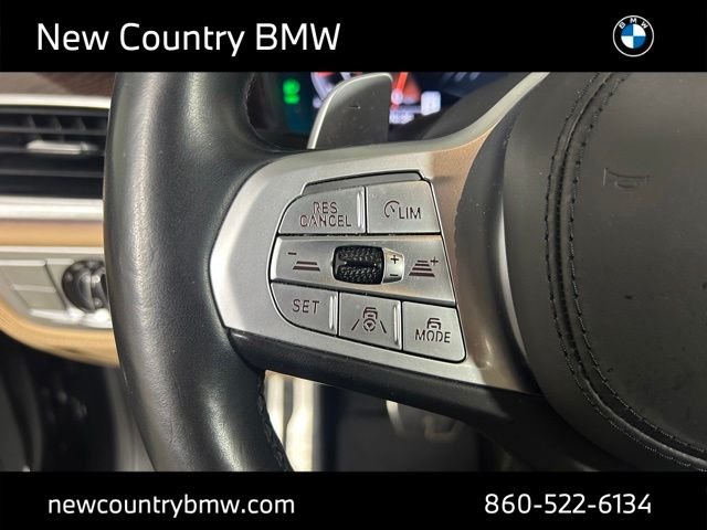 Used 2022 Black Sapphire Metallic BMW 750i xDrive image 15