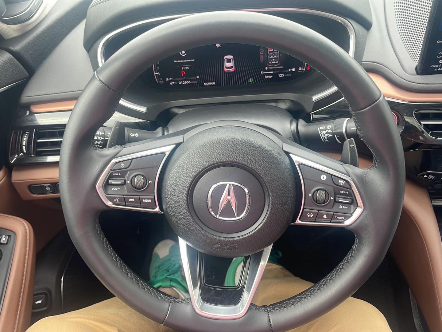 Used 2025 Platinum White Pearl Acura SH-AWD w/Tech image 4