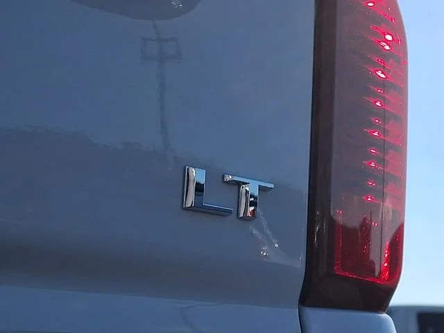 New 2026 White Chevrolet LT image 24