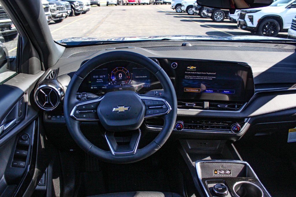 2027 Chevrolet Equinox LT - Photo 15