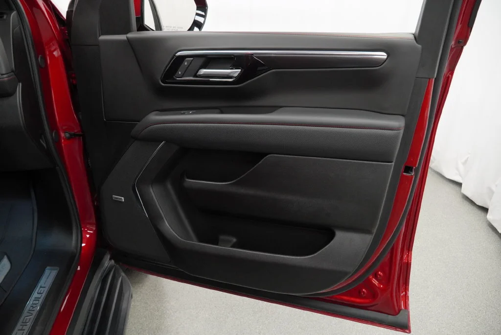 2025 Chevrolet Tahoe RST - Photo 33