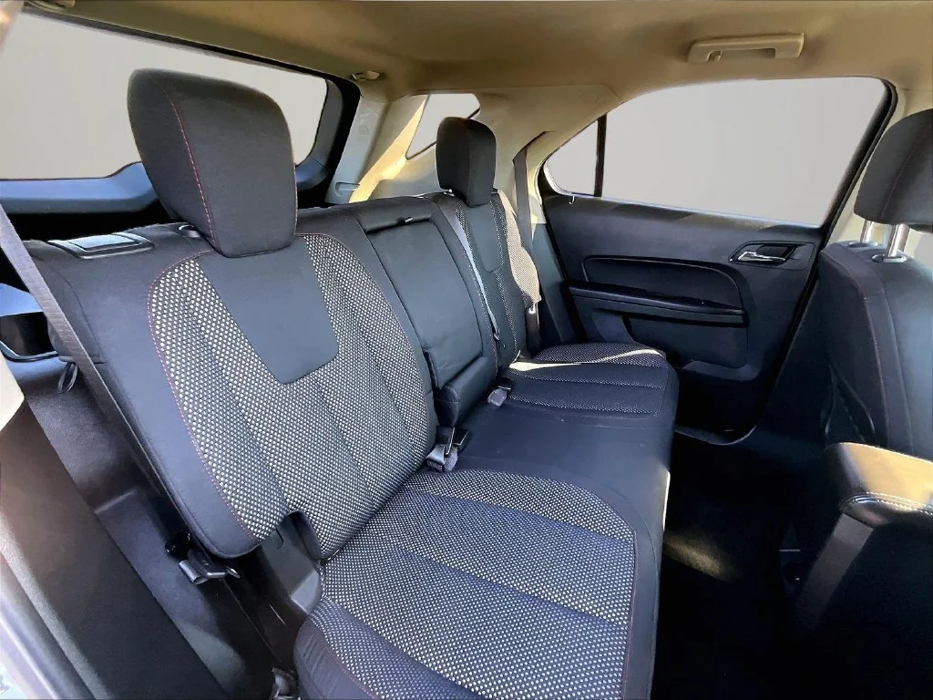 Used 2016 White Chevrolet LT image 25