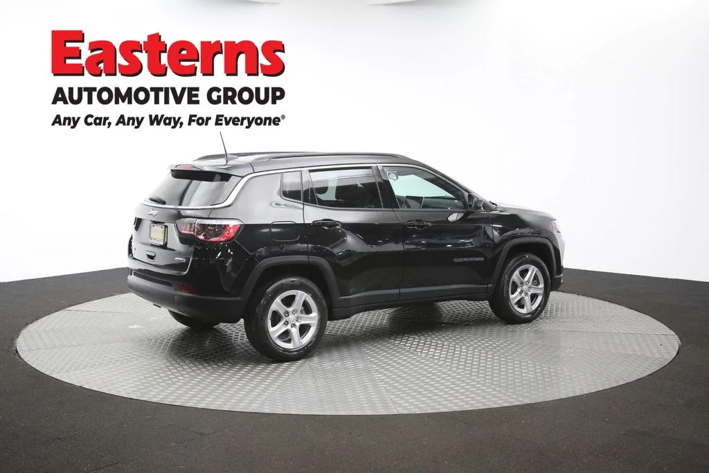 Used 2023 Black Jeep Latitude image 46
