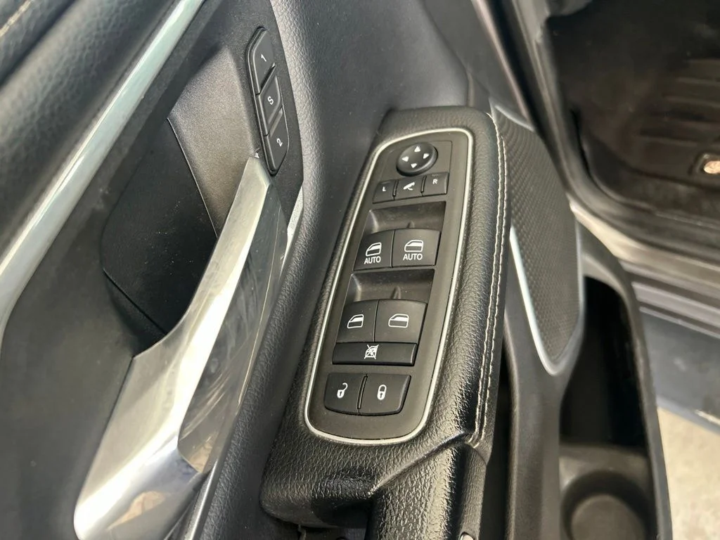 Used 2022 Gray Ram Laramie image 40