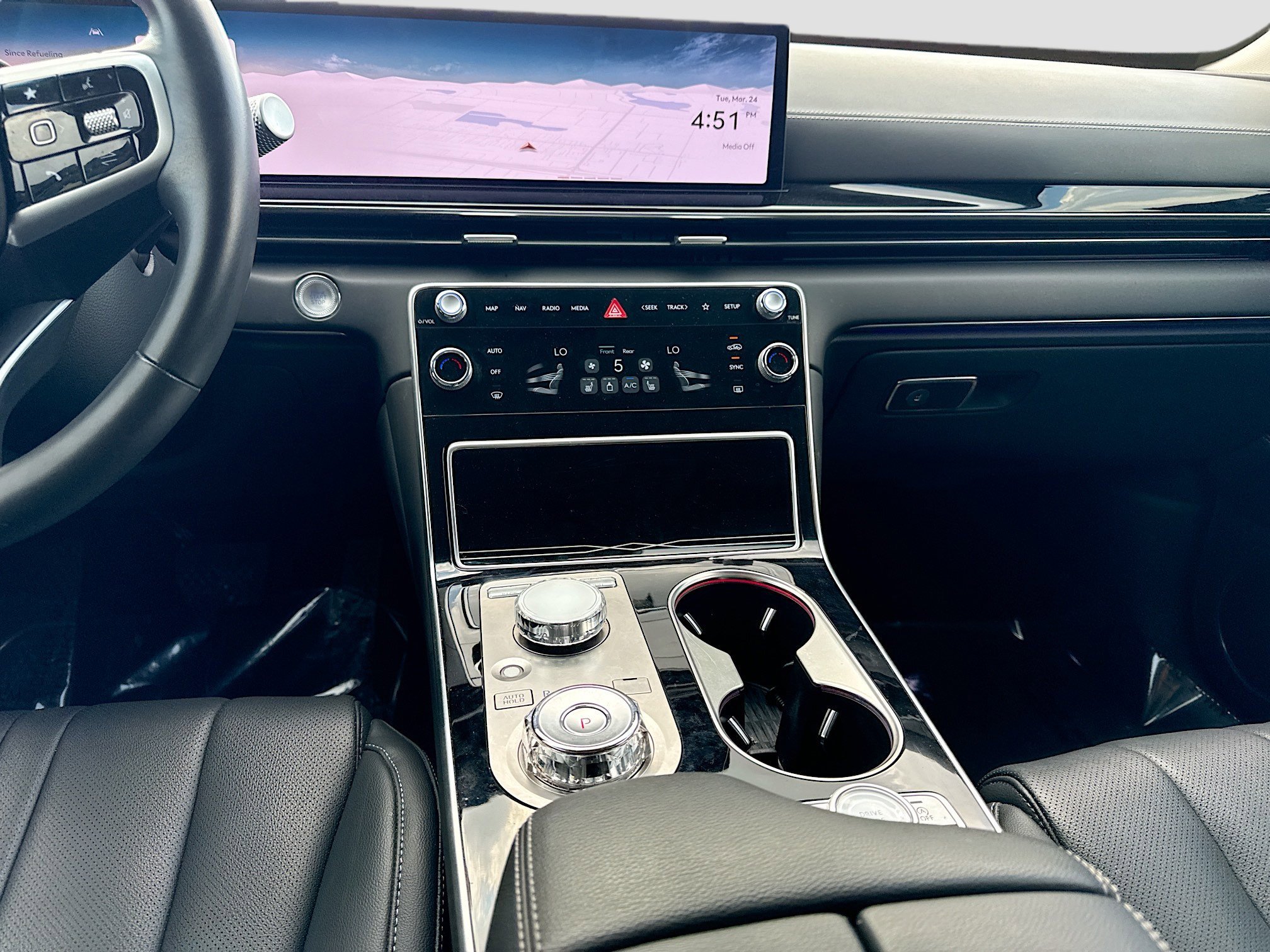 2025 GENESIS GV80 Standard - Photo 19