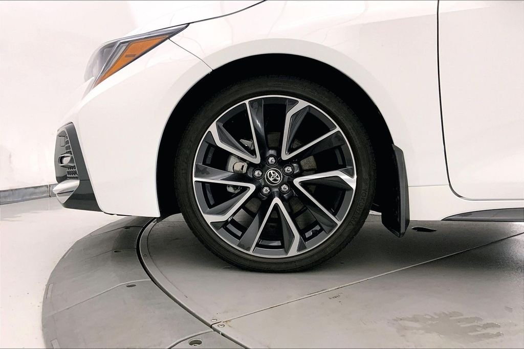 Used 2022 White Toyota SE image 8