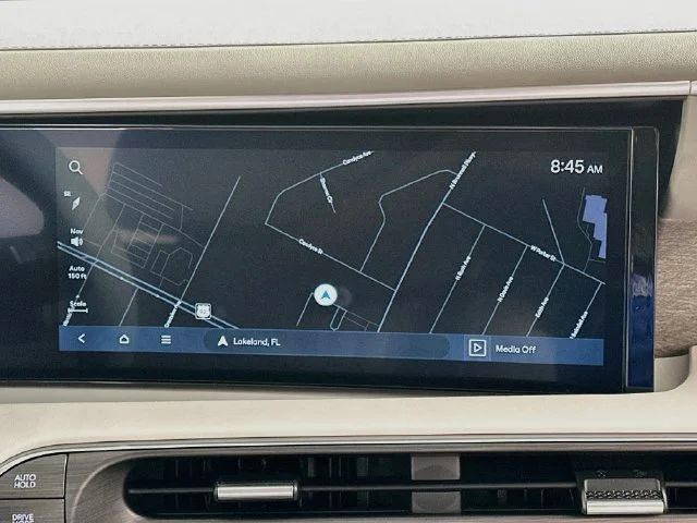 New 2027 Gray Hyundai SEL image 17
