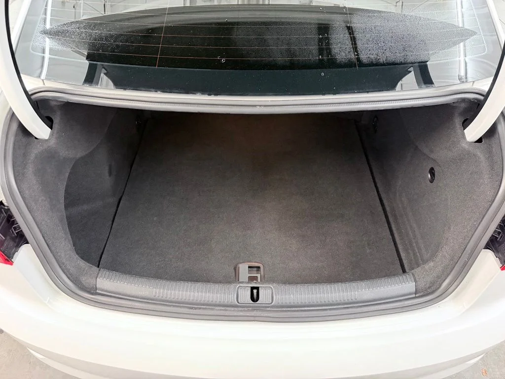 Used 2019 White Audi 2.0T Premium image 32