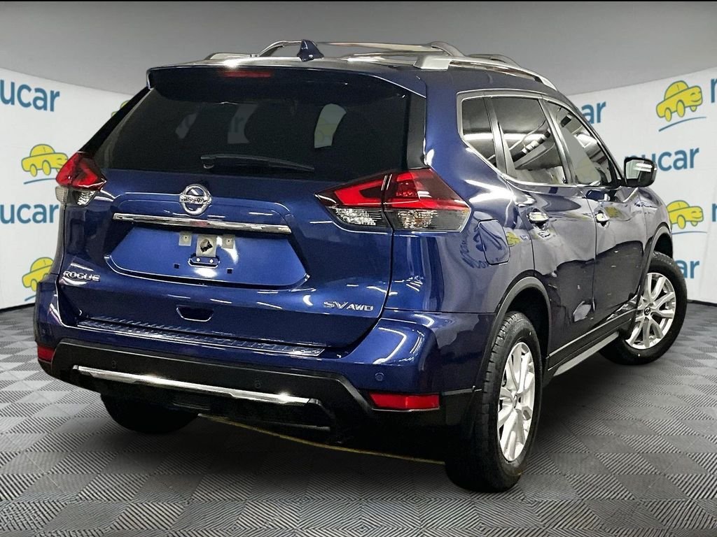 Used 2020 Blue Nissan SV image 6