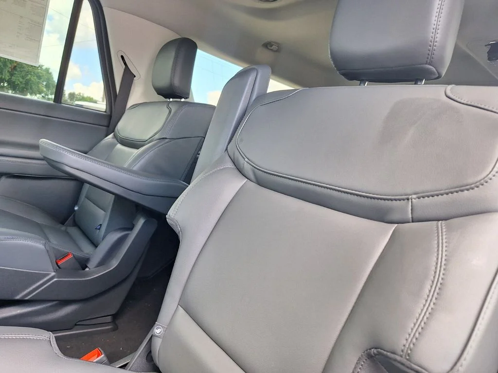 New 2027 Dark Matter Gray Metallic Ford MAX Active image 27