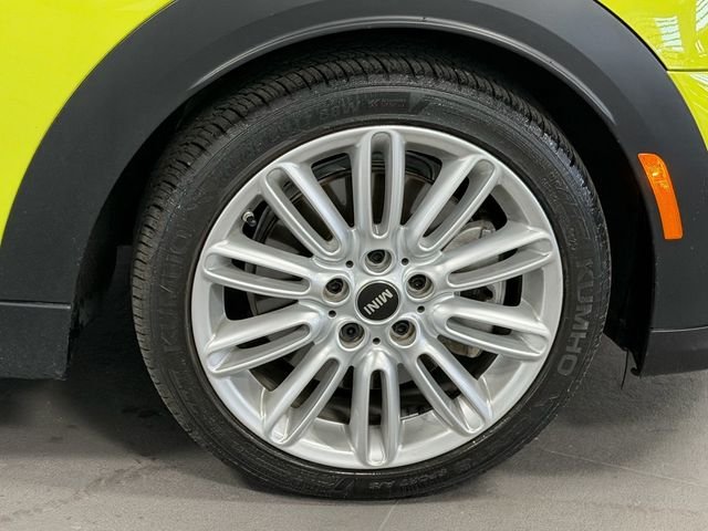 Used 2024 Yellow MINI Signature image 9