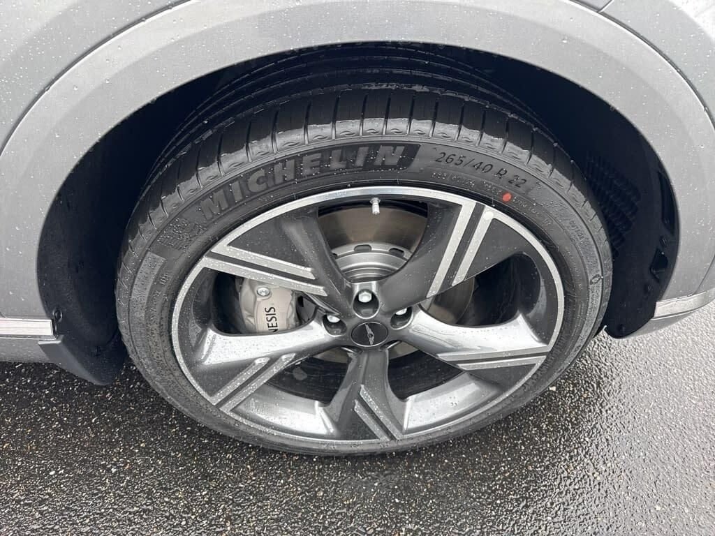 New 2026 Silver Genesis 2.5T PRESTIGE image 9