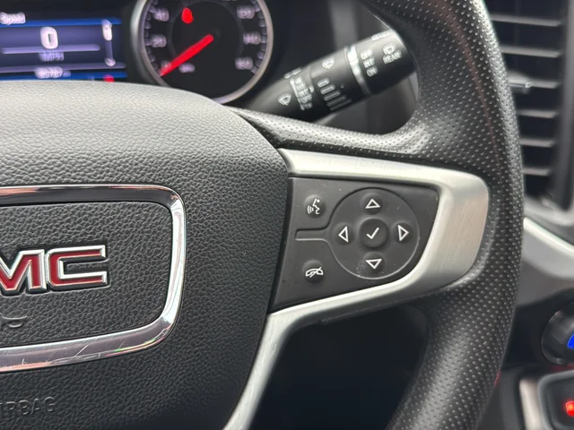Used 2023 Silver GMC SLE image 27
