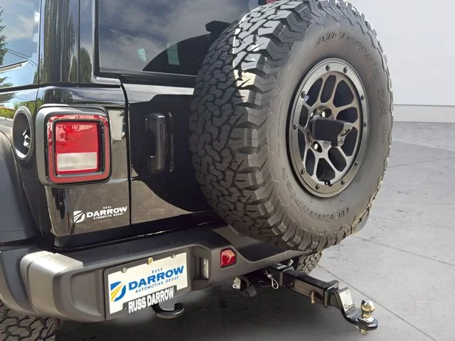 Used 2023 Black Jeep High Tide image 6