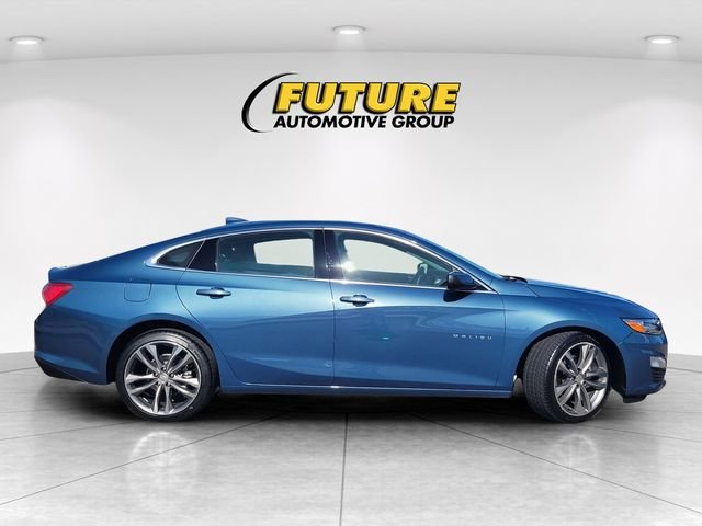 Used 2024 Blue Chevrolet LT image 3