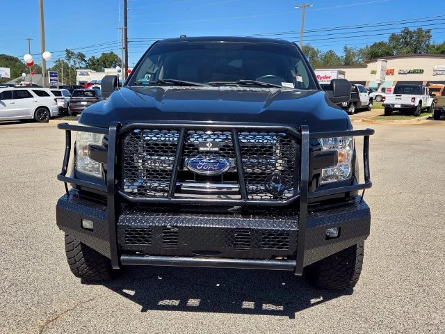 Used 2016 Black Ford XLT image 2