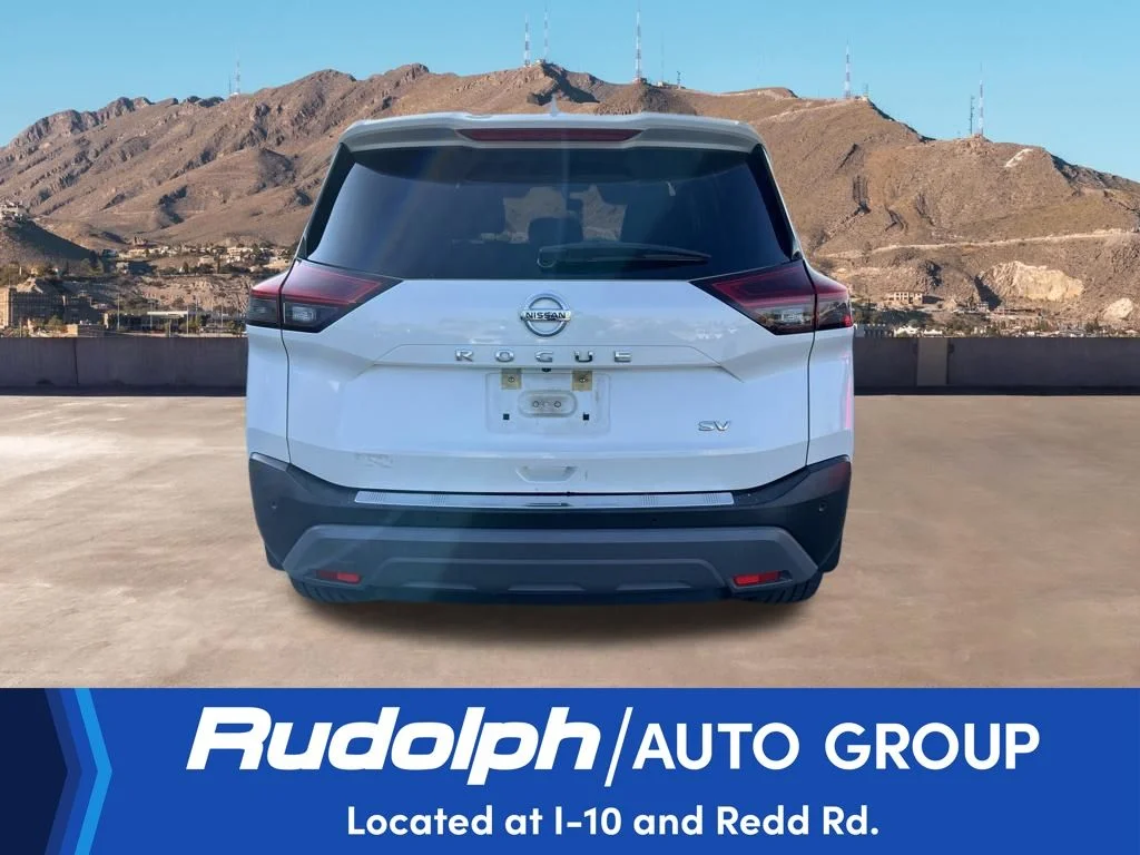 Used 2021 White Nissan SV image 4