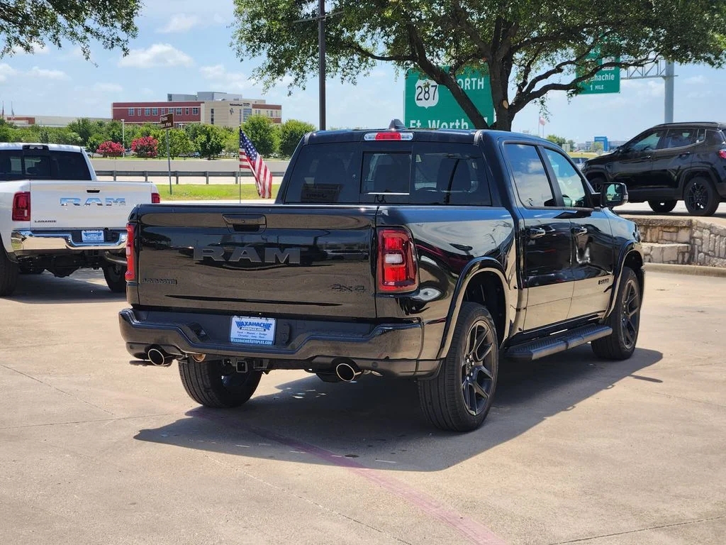 New 2026 Diamond Black Crystal Pearl-Coat Exterior Paint RAM Laramie image 4