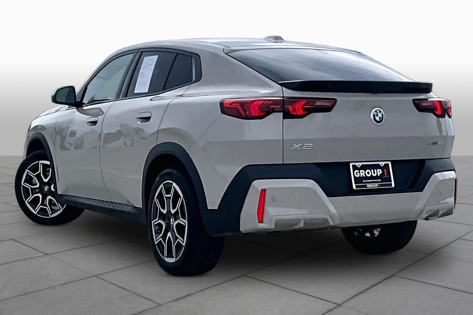 Used 2026 Dune Grey Metallic BMW xDrive28i image 11