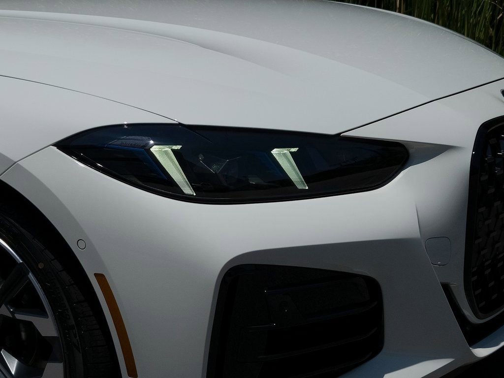 2026 BMW 4 Series 430i - Photo 8