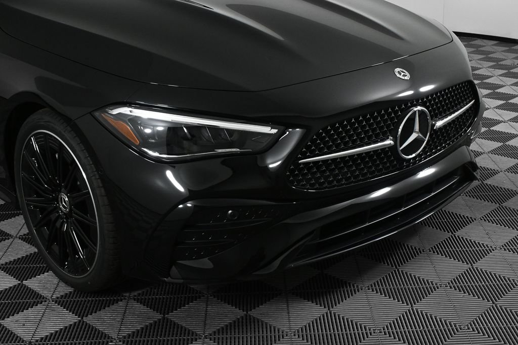 New 2026 Obsidian Black Metallic Mercedes-Benz CLE 300 image 32