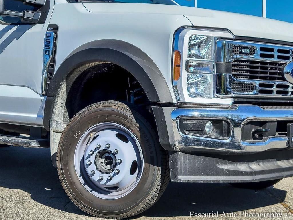 New 2023 White Ford XLT image 3