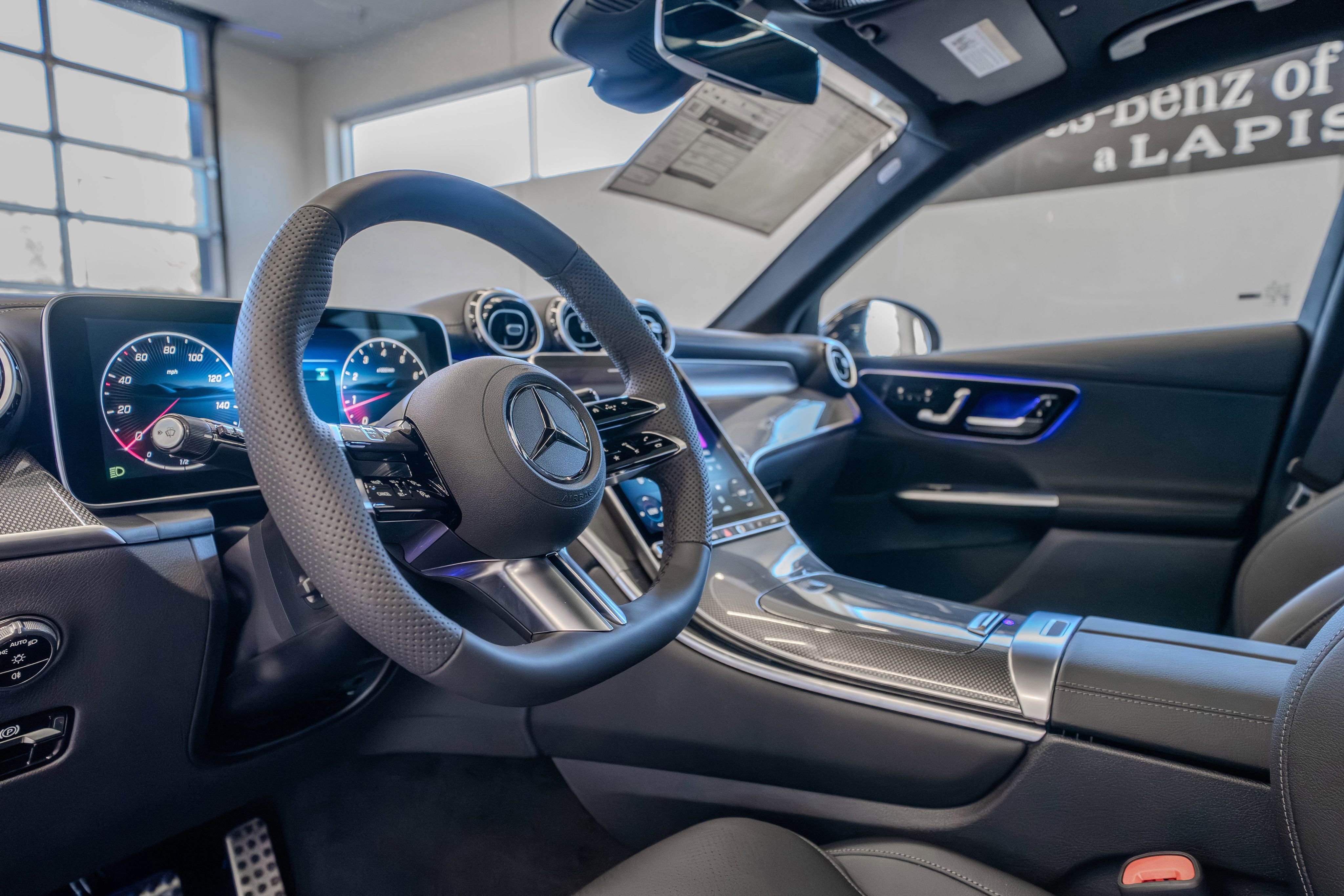 2026 Mercedes-Benz GLC Base - Photo 7