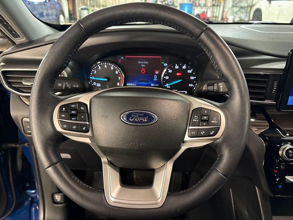 Used 2023 Blue Ford Limited image 19