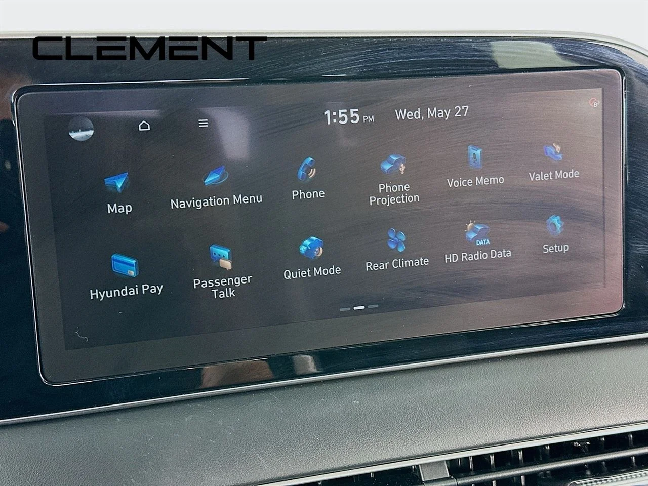 Used 2022 Hyper White Hyundai SEL image 19