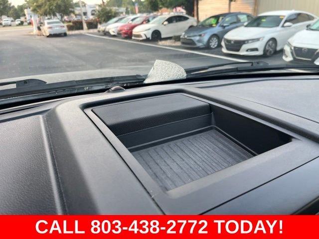 Used 2019 Black Ford XLT image 23