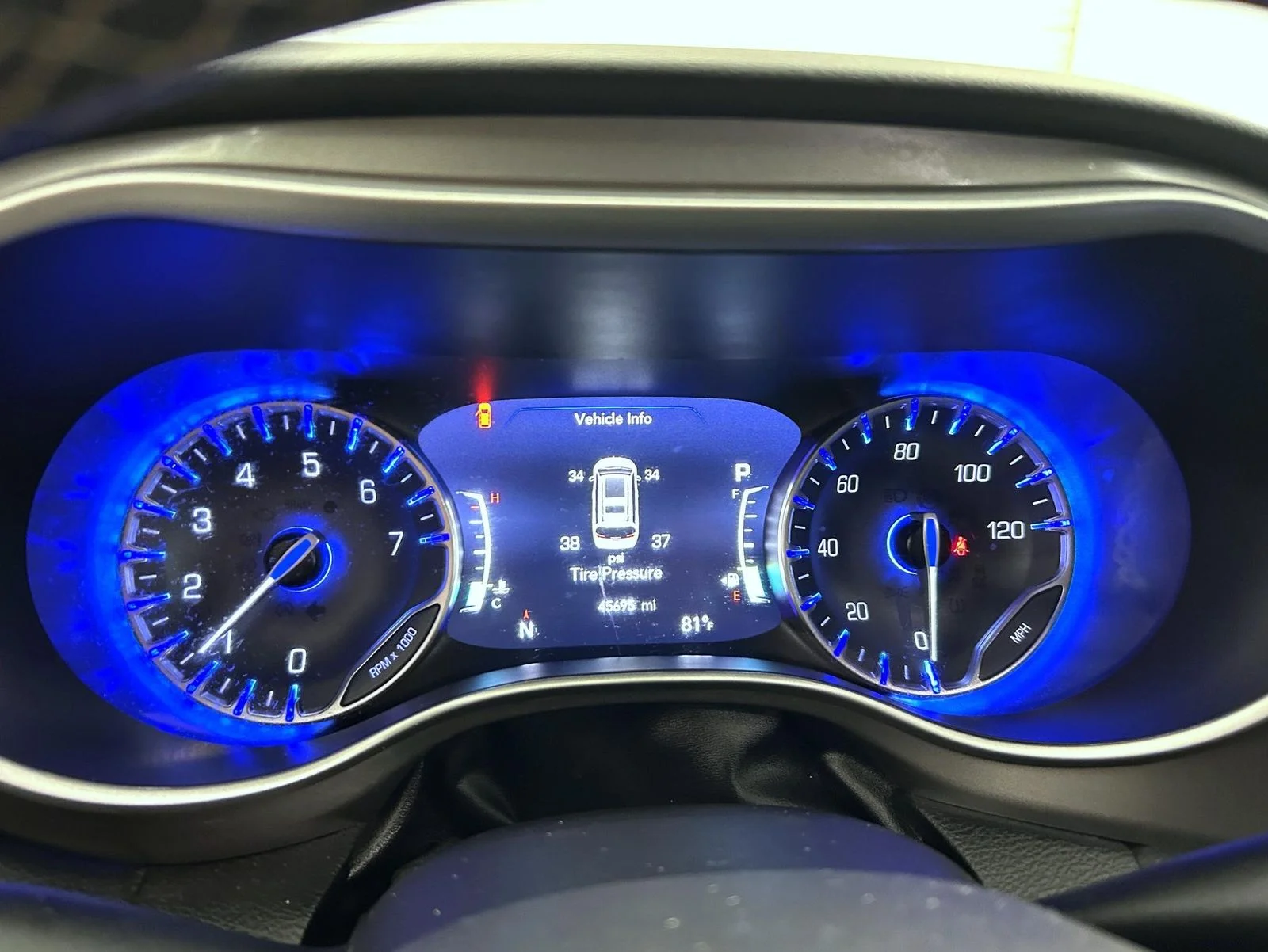 Used 2022 White Chrysler Touring L image 14