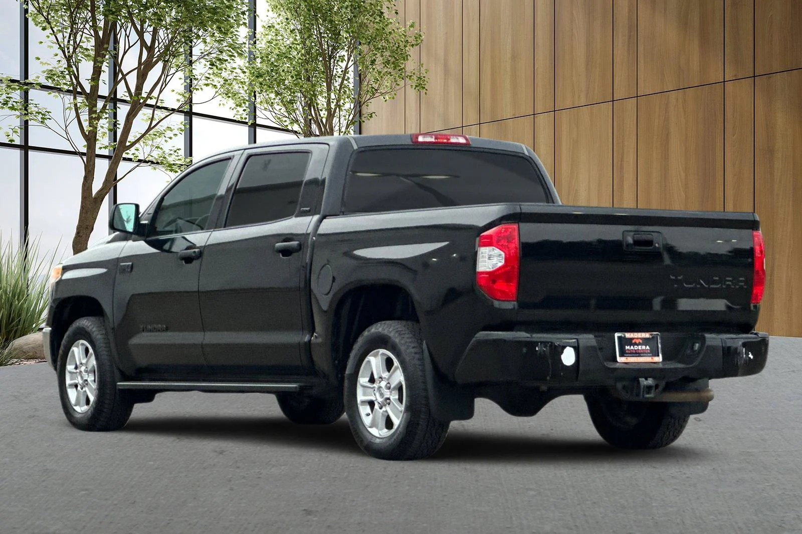 Used 2017 Black Toyota SR5 image 6