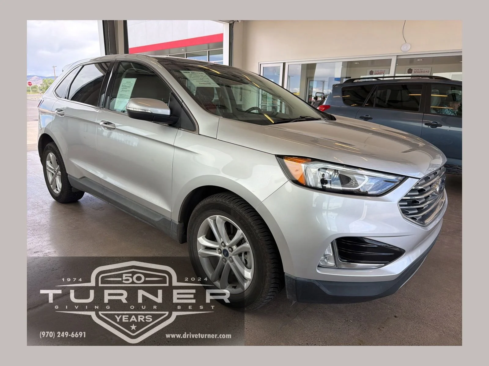 2019 Ford Edge SEL AWD's photo