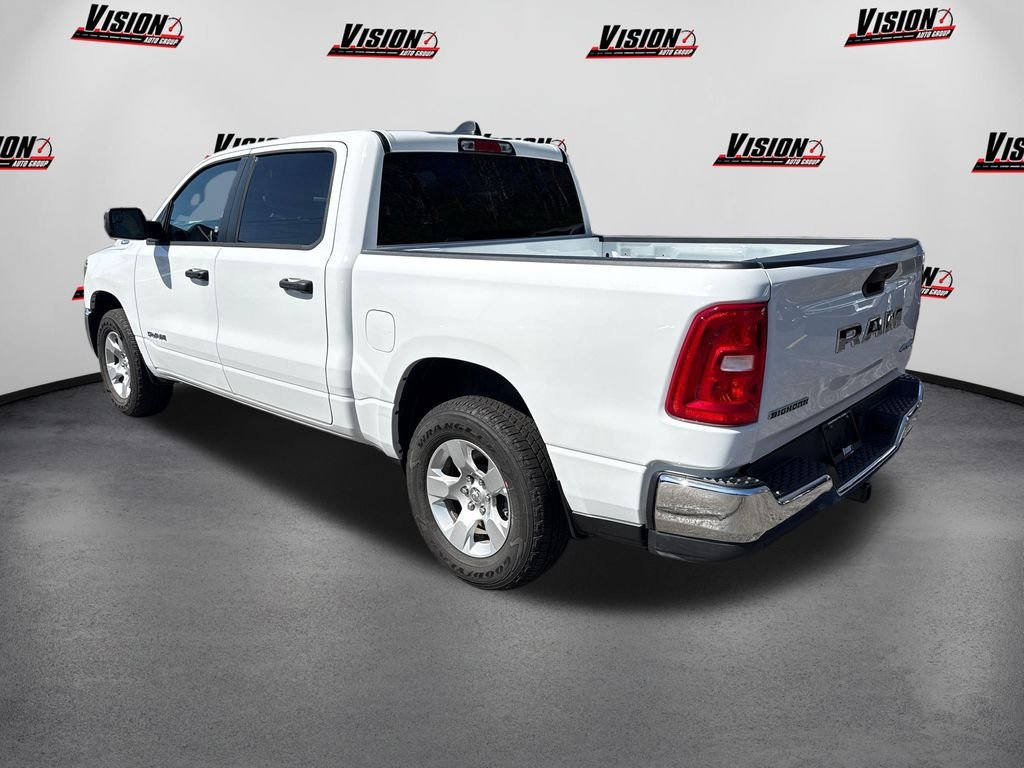 Used 2025 White Ram Big Horn/Lone Star image 7