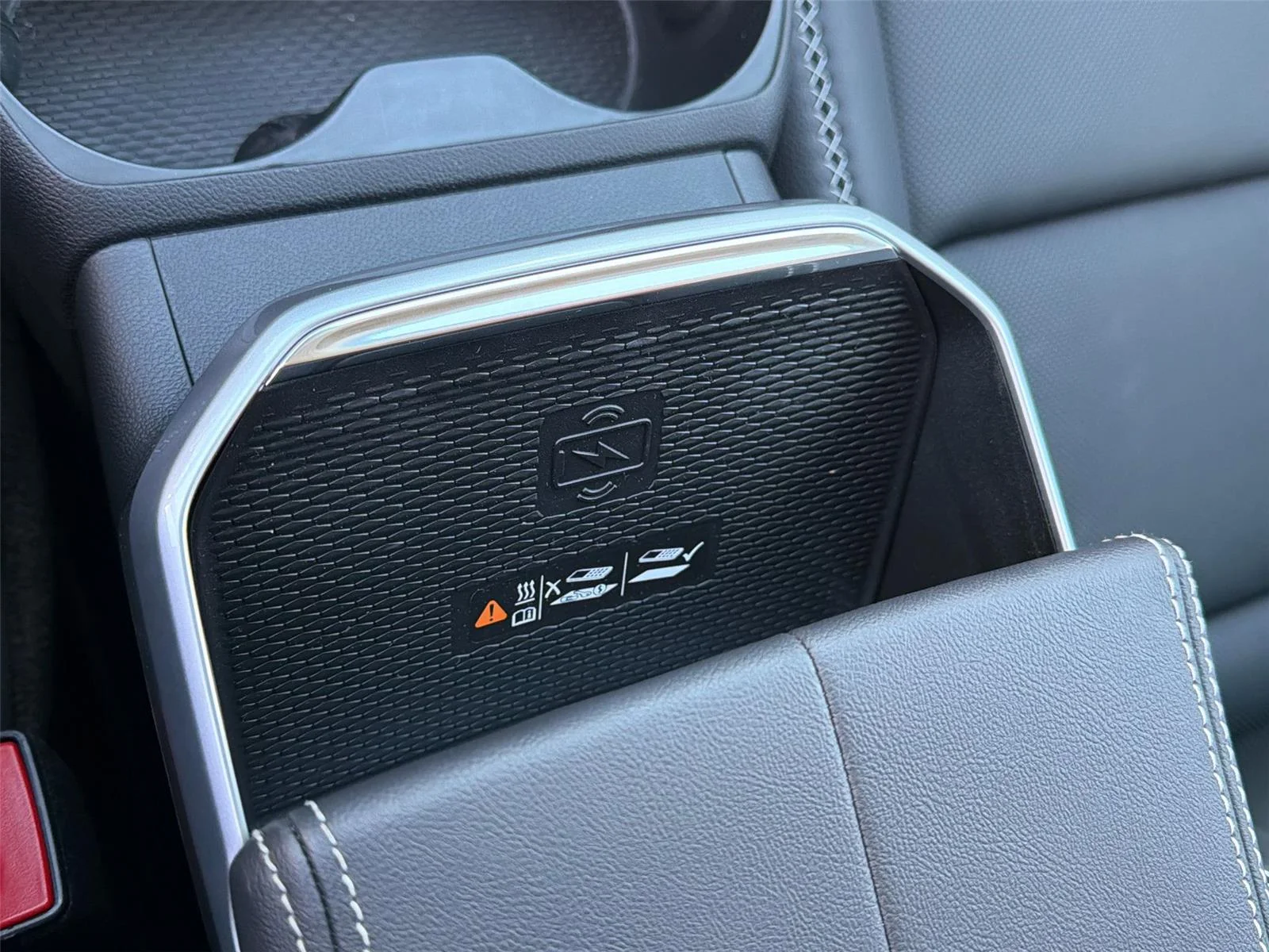 2026 GMC Terrain Denali - Photo 25